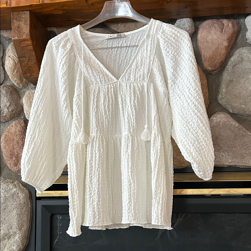 Dex  Cream Crinkle Textured Stretchy Peasant Tunic Blouse, Size XS (Oversized)